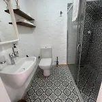 Albatross Hotel